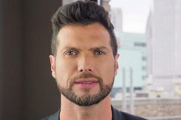 El actor Mauricio Martínez anuncia que le regresó el cáncer