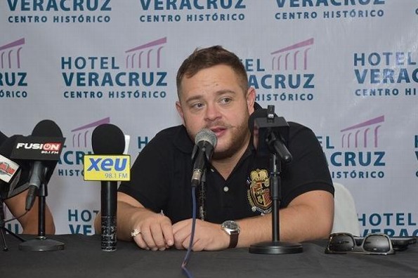 Rodrigo de la Cadena llega a Veracruz para presentar romántico concierto