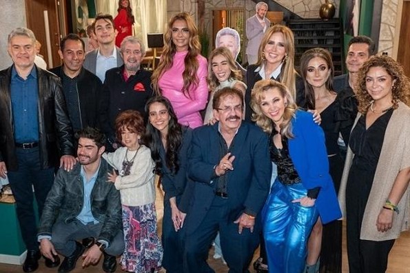 María Elena Saldaña graba segunda temporada de 