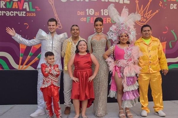 Concurrida rumbata y presentación de los candidatos del Carnaval de Veracruz 2026