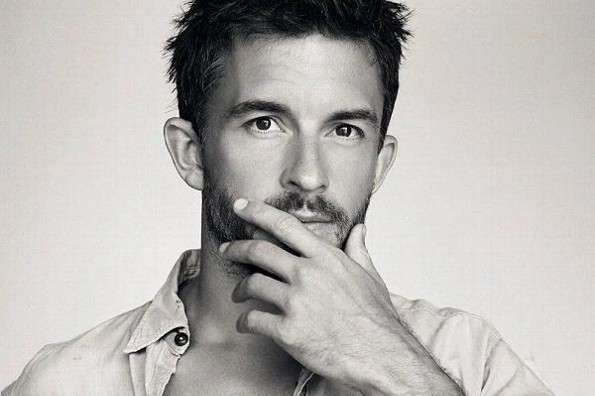 Jonathan Bailey, actor de 