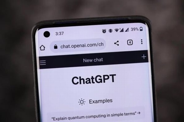 ChatGPT permitirá utilizar contenido erótic0 a partir de diciembre