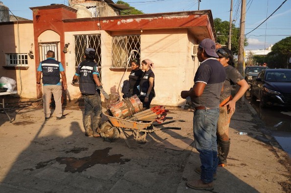 Junior H impulsa brigadas “Sad Boys” para ayudar a familias damnificadas en Poza Rica