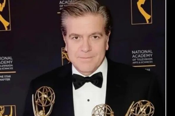 Periodista veracruzano Raúl Peimbert gana premios Emmy