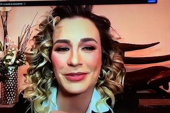 María José ofrece conferencia de prensa virtual y confirma su concierto en Veracruz 