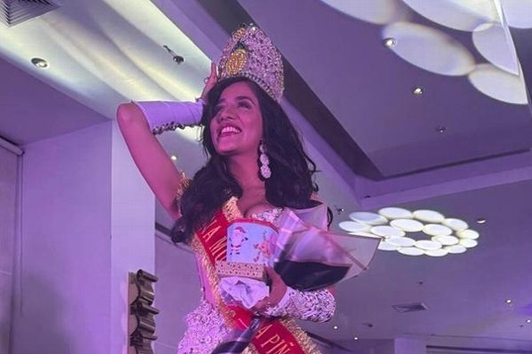 Reinado mundial de la Piña se queda otra vez en México ¡Lo gana una jarocha!