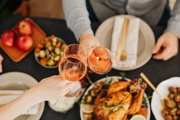 Recomiendan comer moderadamente en la cena de Fin de Año