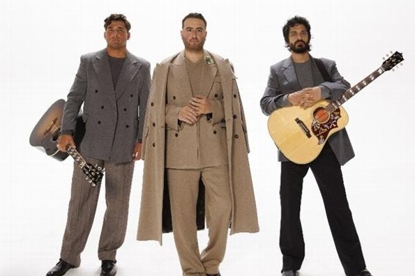 'TQ +' marca el regreso de Reik a las baladas 