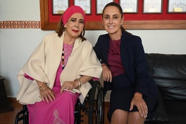 Claudia Sheinbaum se reúne con Elsa Aguirre, ícono del cine mexicano