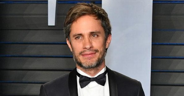 Gael García Bernal recibe la Orden de las Artes y las Letras de Francia