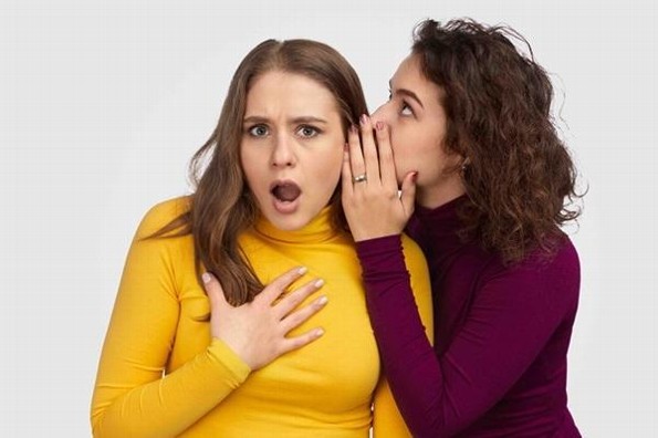 Hay gente que se queja de todo lo que eres 