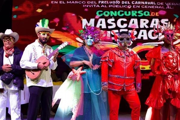 Brilla el Centro Histórico de Veracruz con el concurso de Máscaras y Disfraces (+fotos)