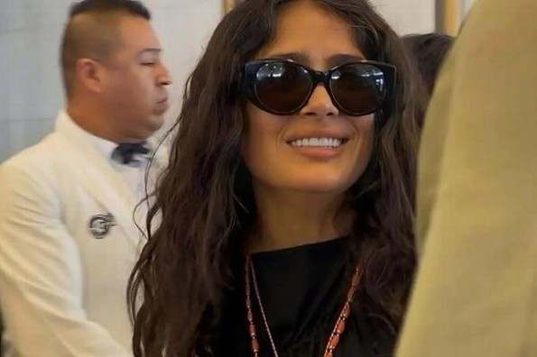 Salma Hayek vino a Veracruz por su canilla y lechero caliente (+video)