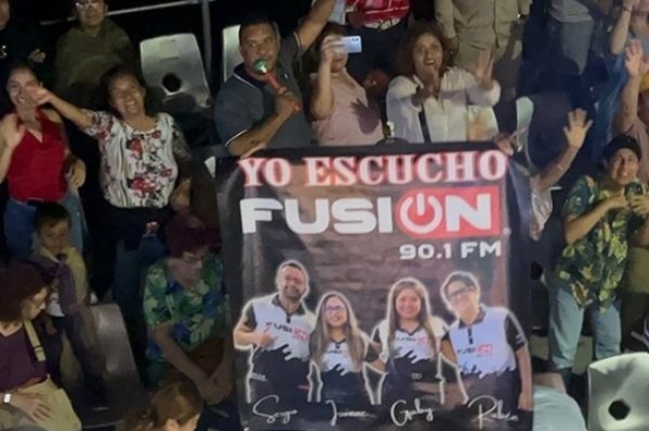 Brilla FUSIÓN 90.l1 FM en el primer desfile del Carnaval de Veracruz 2026 (+fotos)