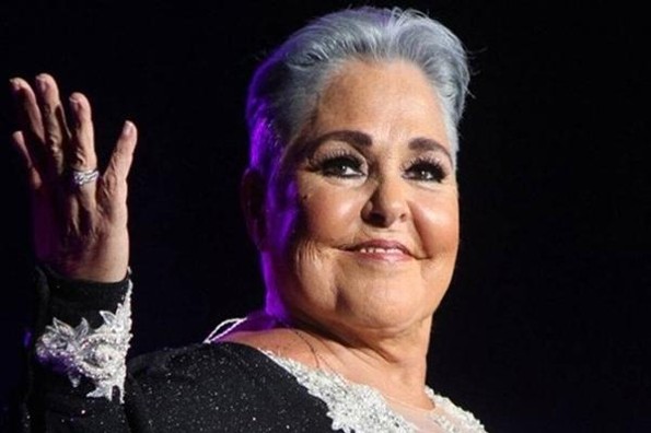 Nieto de Lupita D’Alessio es mordido por un tiburón (+foto)