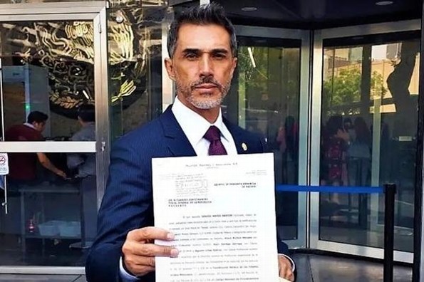 Sancionarían a Sergio Mayer por irse a La Casa de los Famosos 