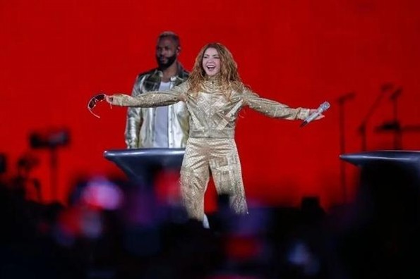 Shakira rompe récord de asistencia en el Zócalo de la CDMX con memorable concierto
