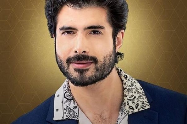 José Ángel Bichir cae del tercer piso de un edificio ¡Es hospitalizado con vida!  