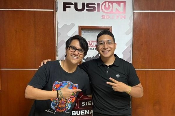 Emmanuel LV visita “Fusionados” con nuestro querido Rubén Saldaña   