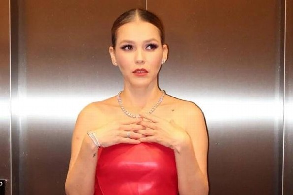 Hospitalizan de emergencia a Kika Edgar