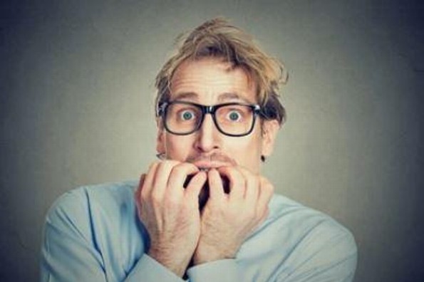 ¿Morderse las uñas? Podrías terminar en el hospital