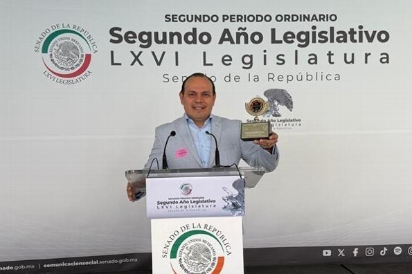B•One Espectáculos recibe el premio nacional 