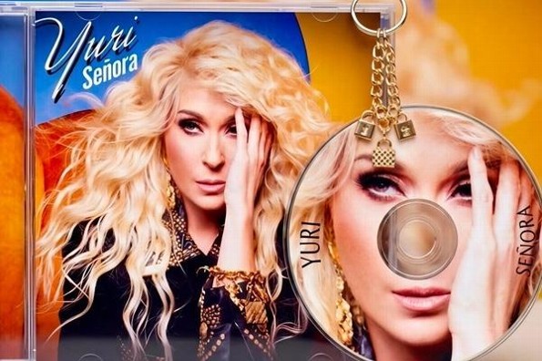 Yuri revela la portada de su nueva producción 'Señora' 