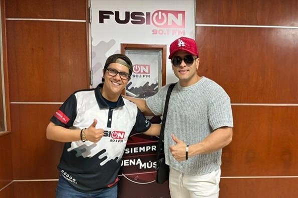 Carlos Supernova llega a FUSIONADOS para anunciar nueva canción y show 360 (+video) 