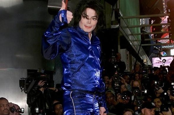 Llega el esperado biopic de Michael Jackson que explora el lado más íntimo del Rey del Pop