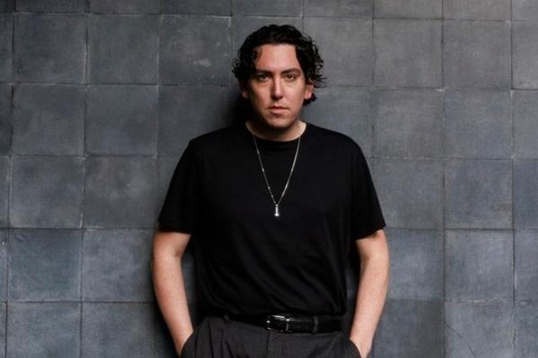 "Te espero": El nuevo himno a la nostalgia de Borbolla (+video)