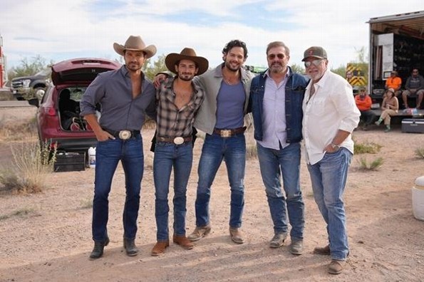 Cambia de nombre la nueva telenovela de "El Güero" Castro (+fotos)