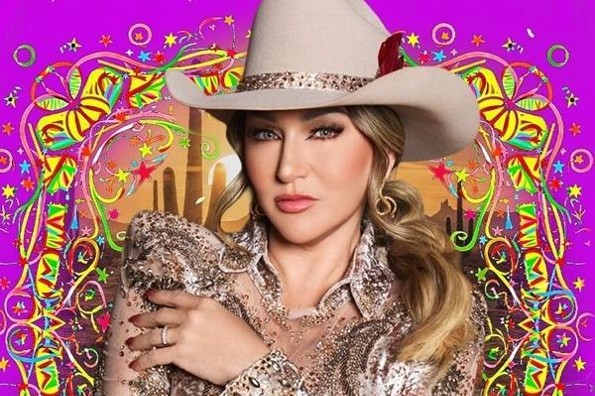 Alicia Villarreal prepara tour y nuevas versiones de sus éxitos 