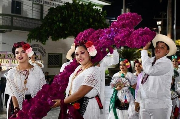 Alvarado se viste de blanco: inician las Cruces de Mayo 2026 (+fotos)