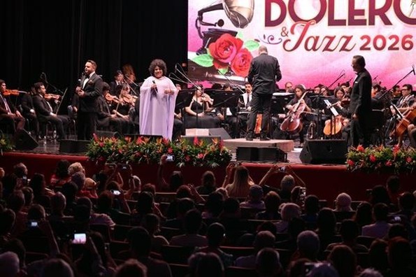 María Katzarava, Fernando de la Mora y Rodrigo de la Cadena cierran con ovación el Festival del Bolero y Jazz