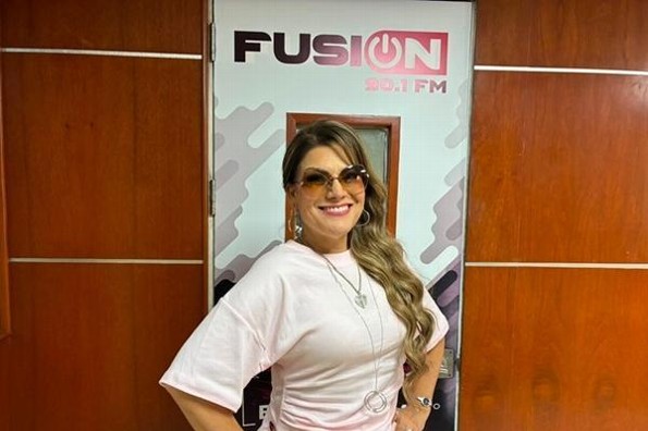 Diana Reyes habla para FUSIÓN de su nueva versión de “Querida Socia”