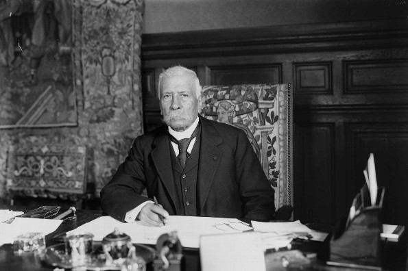 Hoy hablamos de Porfirio Diaz,  en Dime si lo sabes 