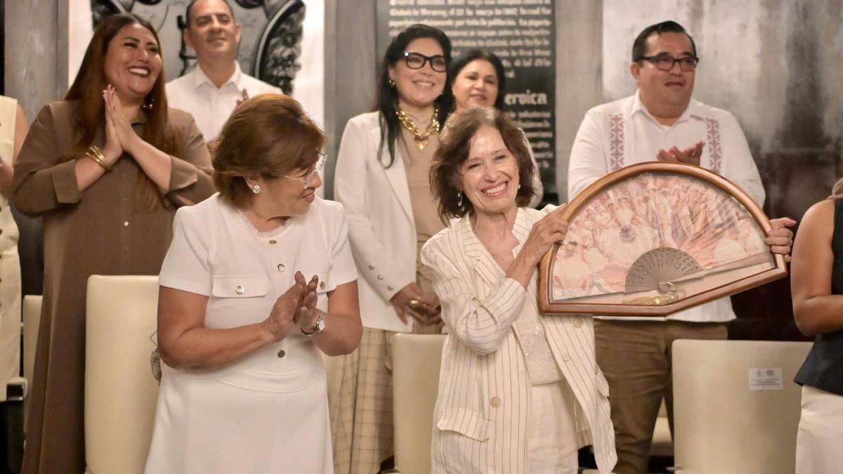 ¡María Rojo es visitante distinguida en Veracruz! (+video/fotos)